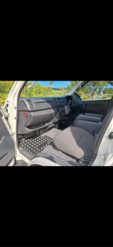 2020 Toyota ZI Td – 728 | Courier Van For Sale | Commercial Vehicle Finance